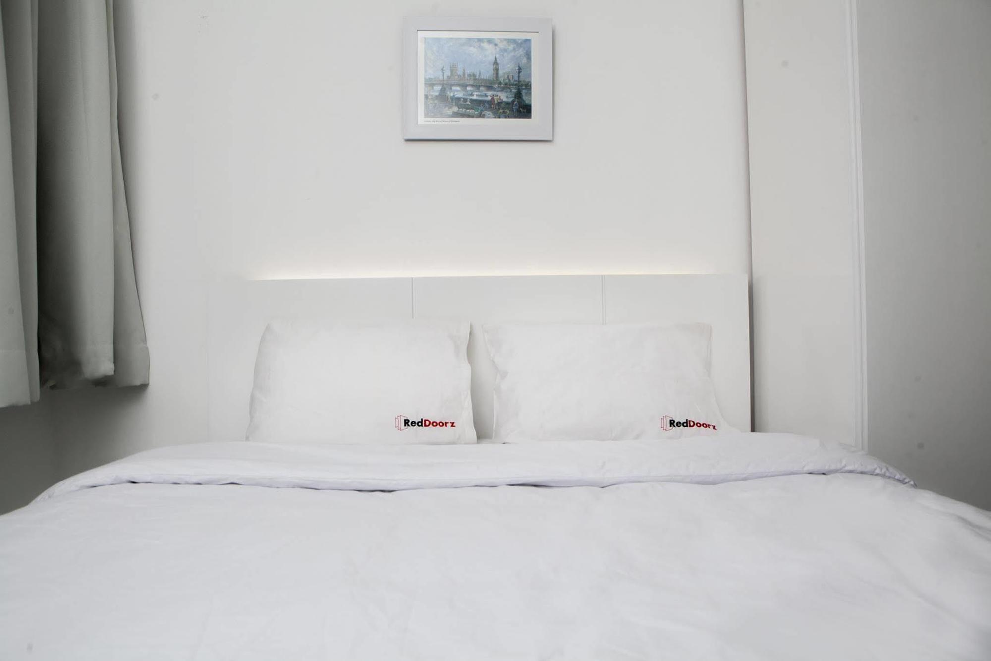 Reddoorz Plus Near Parahyangan University Bandung Dış mekan fotoğraf